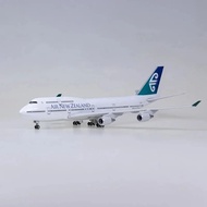 47CM Airplane Model with Landing Stand B747 Airliner Model