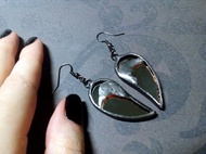 玻璃鏡面 Odin RAVEN 耳環。黑色烏鴉雀耳環。焊接耳環。