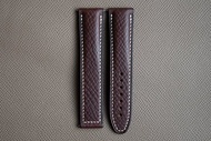 Horween 深棕色孵化紋皮革錶帶，適用於 Omega 摺疊錶扣