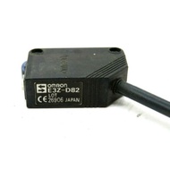 OMRON E3Z-D82 2M OMI Photoelectric Sensor