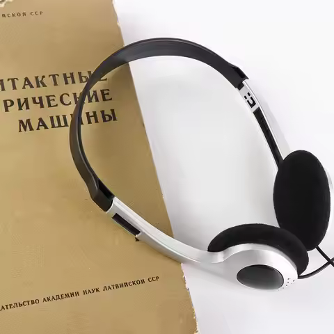Earphone Over Ear Earbud Retro Headphone Wired Vintage Y2k Headphones 80s 90s 3.5mm Retro Headset CD