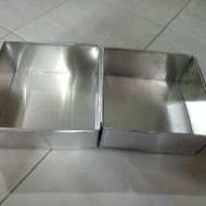 Loyang kek saiz 9x9x3 inci