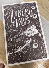 Labubu Vans 聯名公仔