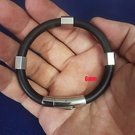 Vòng tay cao su cao cấp 6ly khóa vip bọc khoen inox hình lục giác (điều chỉnh được) đem lại độ ngầu 