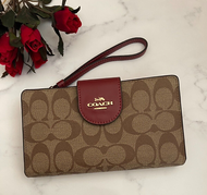 กระเป๋าสตางค์ผู้หญิง คลัตช์，กระเป๋าสตางค์ข้อมือ COACH TECH WALLET IN COLORBLOCK SIGNATURE CANVAS