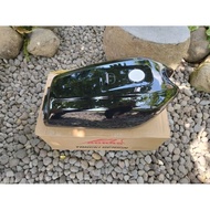 GL 100 Tank Factory Press GL100 Import Motorcycle Tank