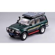 TOYOTA LAND CRUISER VX80 GREEN w/ ACCESSORIES scale 1:18 by KENGFAI