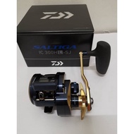 21 DAIWA SALTIGA IC 300HL-SJ / IC 300L OVERHEAD REEL