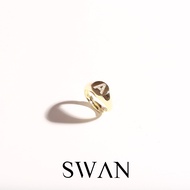 SWAN - Alphabet Ring แหวนเงินแท้ เงินเกลี้ยง ปรับไซส์เองได้ ฝังเพชรคิวบิกเซอร์โคเนีย cubic zirconia