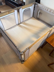 可收納 bb圍欄 120x160 放到caraz墊