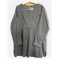 Preloved (New) / Blouses Daisy by Voir