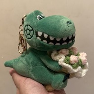 (全新) Toy Story - Rex Keychain 反斗奇兵/玩具總動員 - 捧花抱抱龍毛公仔鎖匙扣