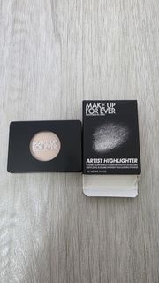 Make Up For Ever Artist Highlighter H100 Cheerful Beige