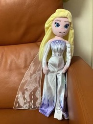 （現貨） Hong Kong Disneyland Disney Frozen II Snow Queen Elsa Plush  迪士尼  Hello 冰雪奇緣 魔雪奇緣 愛莎 Elsa 公仔 毛公
