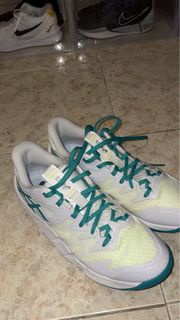 ASICS 運動鞋