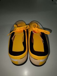 Nike 足球鞋