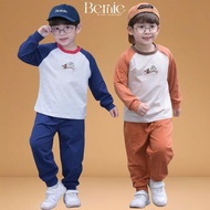 Set of long-sleeved raplang shirt with mixed colors and hello dog embroidery pattern, pants 9 to 28k
