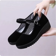 Beijing National Women's Shoes