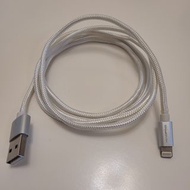 iPad lightning USB 充電線
