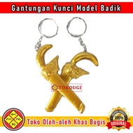 GANTUNGAN Badik Model Keychain Yellow Gold Color