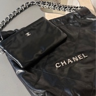 九五成新⬆️Chanel 22bag黑銀 小號 芯片款 垃圾袋包 香奈兒正品 🉑送禮狀態