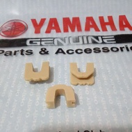 Plastic Roller Cover Slider/ Nmax, Aerox 155, Lexi, Xeon, Xeon RC 44D-E7653-00 Yamaha Genuine