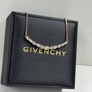 Givenchy 玫瑰金鑽石項鍊