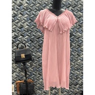 2hand dress.