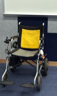 二手可摺疊電動輪椅