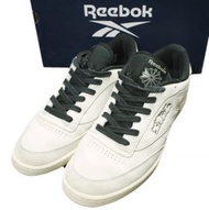 二手 Reebok x Sneeze Magazine CLUB C REVENGE MU 運動鞋 (FW5416) US 5(28.5cm) 白色/銀色金屬色。