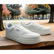 XES WOMAN SNEAKERS (SIZE 36)