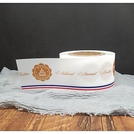 Wrap into 8cm hard cakes to shape cakes in many designs.