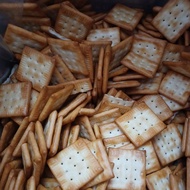 biskut tawar kecil hwa tai 200g/biskut mayat/