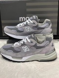 New Balance NB 992 低幫 跑步鞋 男女同款 灰色