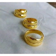 24K GOLD PLATED THREAD RING