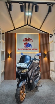 YAMAHA ALL NEW NMAX 2022 HITAM