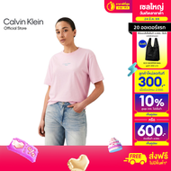 CALVIN KLEIN เสื้อยืดคอกลมแขนสั้นผู้หญิง ทรง BOXY รุ่น 47C858G W0S-สี Blush Pink