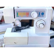 ♞singer qtie household sewing machine