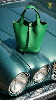 Hermès Picotin Lock 18 Handbag