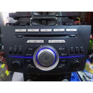 Cd 6 disk AUX player disassembles Mazda car
