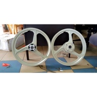 **** SPORT RIM ENKEI YAMAHA Y125Z ***