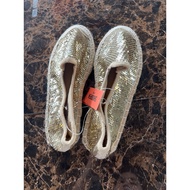 shoopen shoes color gold