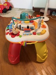 VTech 學習音樂火車仔活動桌