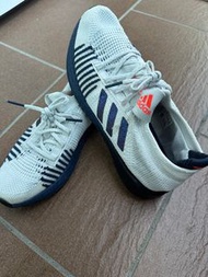 Adidas Pulseboost HD 運動鞋