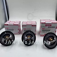 Isuzu 4JJ1 Engine Thermostat 76.5 Degrees 82 Degrees 85 Degrees Japan Isuzu Original Hitachi Sumitom