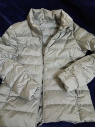 Uniqlo超輕羽絨
