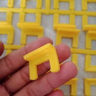 Tamiya mini 4wd track lock button