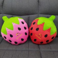 Cameron Highland L size Strawberry Pillow