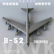 1: 200 Aaa B52 Stratofortress Strategic Bomber Simulation Alloy Aircraft Model Finished
