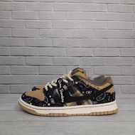 Nike SB Dunk Low x Travis Scott Sepatu